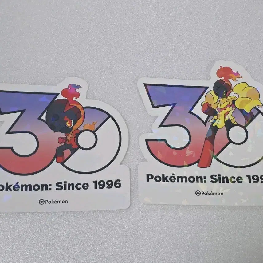 [BUNJANG] Pokemon 30th Anniversary Logo Sticker Set (Karrablast & Escavalier) / 포켓몬 성수 30주년 로고 스티커 카르본 + 카디나르마