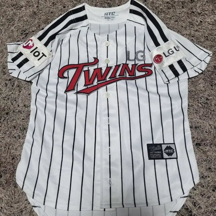 [BUNJANG] LG Twins Im Jeong-woo Baseball Jersey XS / LG 트윈스 야구 임정우 선수 유니폼 XS