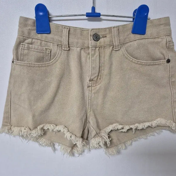 [BUNJANG] Women's Light Beige Cut-off Denim Shorts - Size 25 / 여성용 연베이지 컷팅 데님 숏팬츠 25