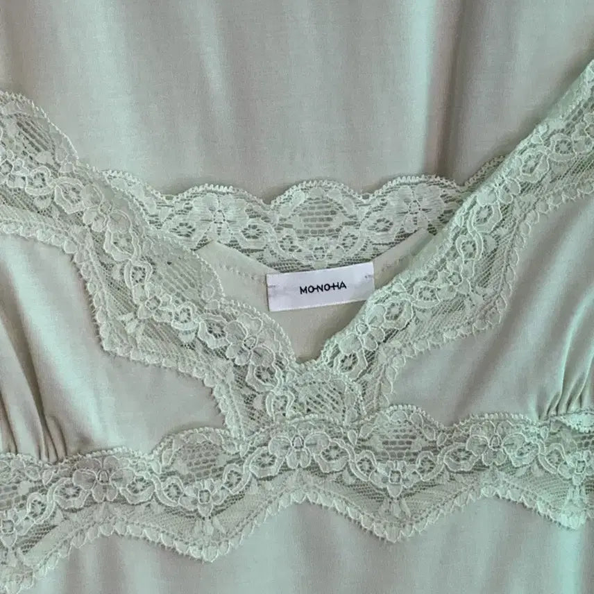 [BUNJANG] Monoha Lace-Trim Flowing Jersey Set / 모노하 Lace-Trim Flowing Jersey SET