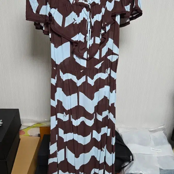[BUNJANG] TIME Pattern One-Piece Dress Brown/Sky Blue / TIME  패턴 원피스 브라운/하늘색