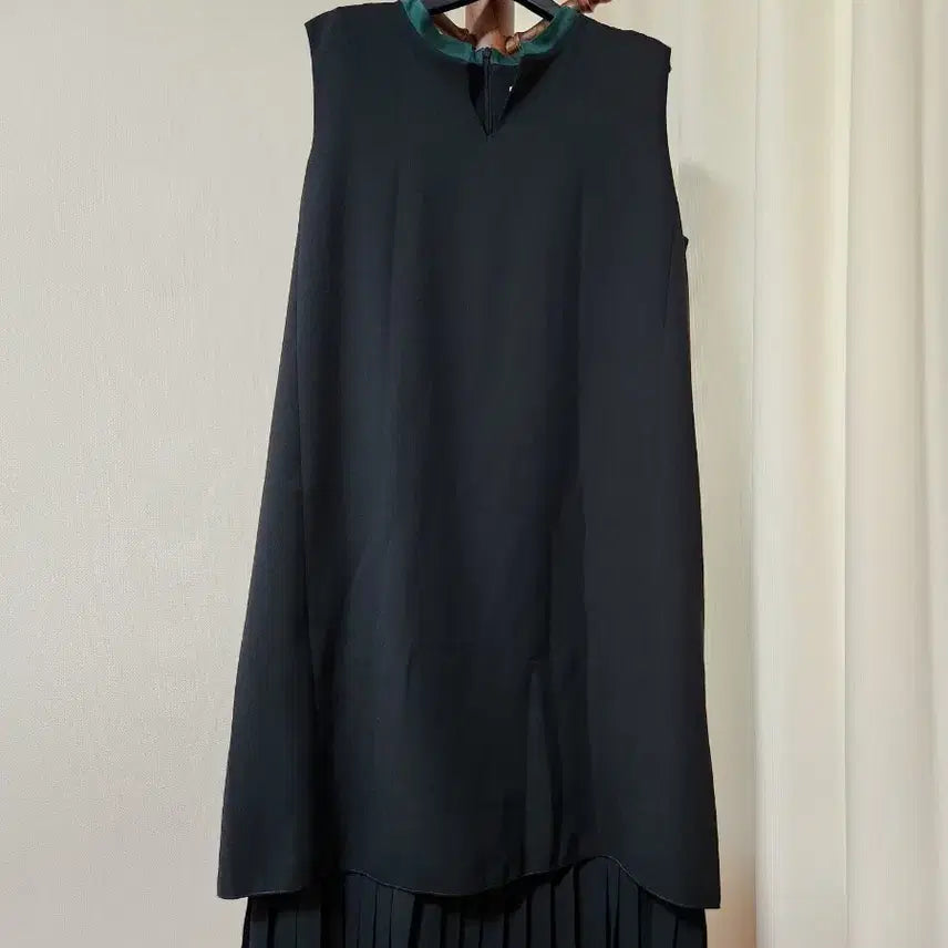 [BUNJANG] KUHO Black Pleated Layered Dress Size 66 / 구호 KUHO 블랙 플리츠 레이어드 원피스 66