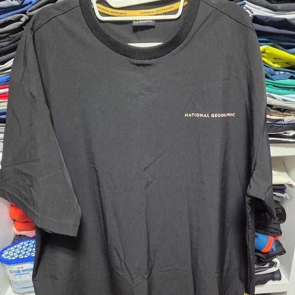 [BUNJANG] National Geographic Logo Print Short Sleeve T-Shirt Black / 내셔널지오그래픽 반팔티 블랙 105