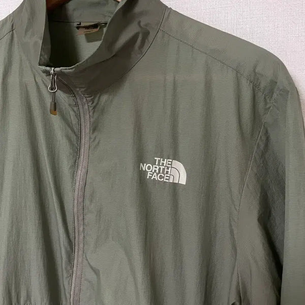 [BUNJANG] The North Face Lightweight Windbreaker Jacket / 노스페이스 경량 바람막이 (가격내림)