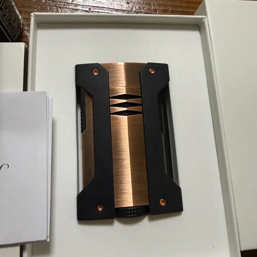 [BUNJANG] S.T. Dupont Defi Extreme Lighter D021407 Vintage / ST듀폰 D021407 데피 익스트림 라이터 빈티지 거의새것