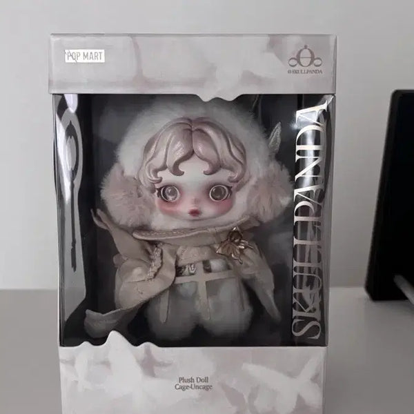 [BUNJANG] Skullpanda Shanghai Cage Uncage Limited Edition Figure / 스컬판다 상하이 cage uncage 싱가포르