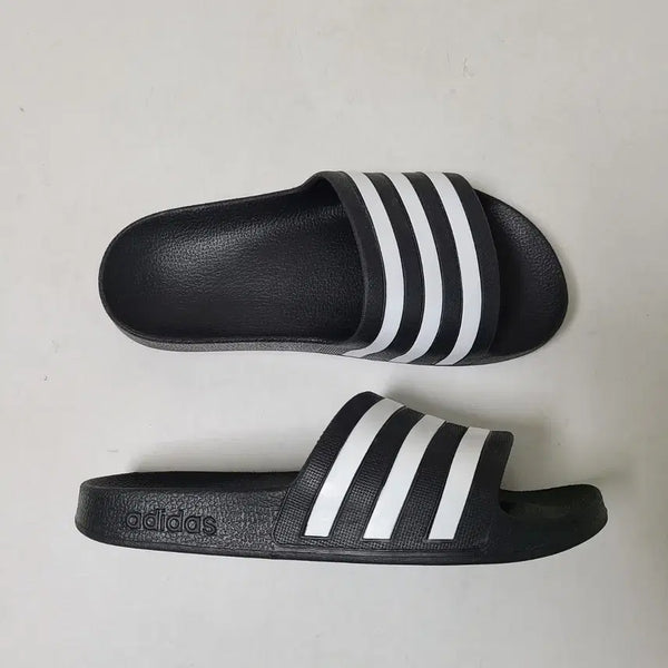 [BUNJANG] Adidas Slides (235mm) / (무료배송) 235mm 아디다스 슬리퍼