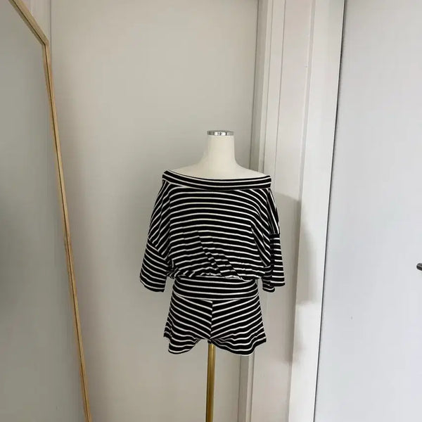 [BUNJANG] Striped Off-Shoulder Top and Bottoms Set / 단가라 오프숄더 상의하으ㅣ 세트
