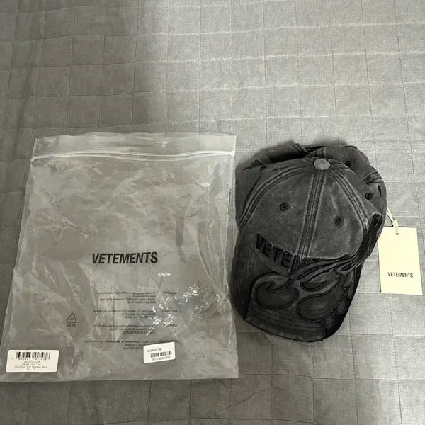 [BUNJANG] Vetements Flame Logo Ball Cap / 베트멍 플레임 로고 볼캡