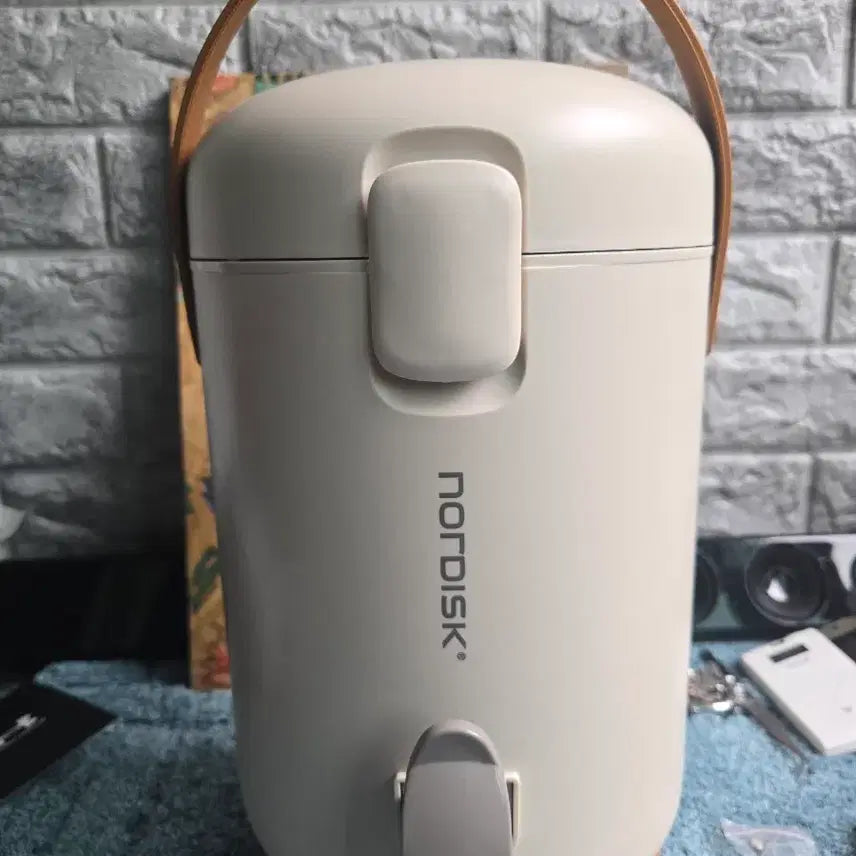 [BUNJANG] Nordisk Water Jug Beige 3.3L / 노르디스크 워터저그 베이지