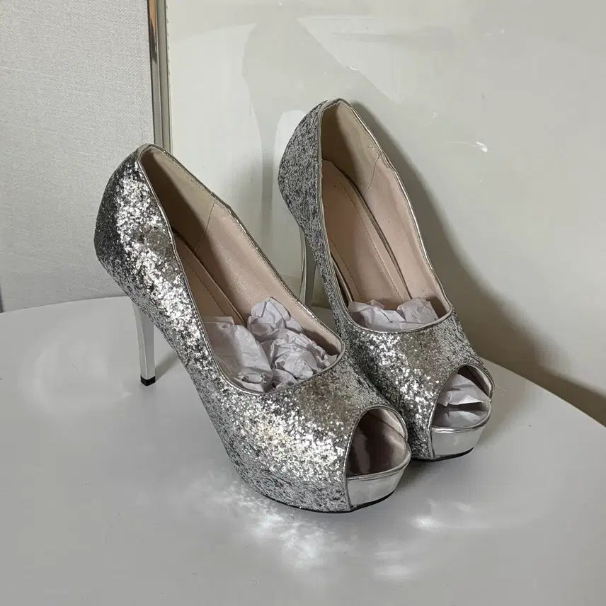[BUNJANG] Silver Glitter Platform Stiletto Heels (Size 250/11cm) / @새상품 250사이즈 11cm 실버 글리터 가보시 킬힐 구두