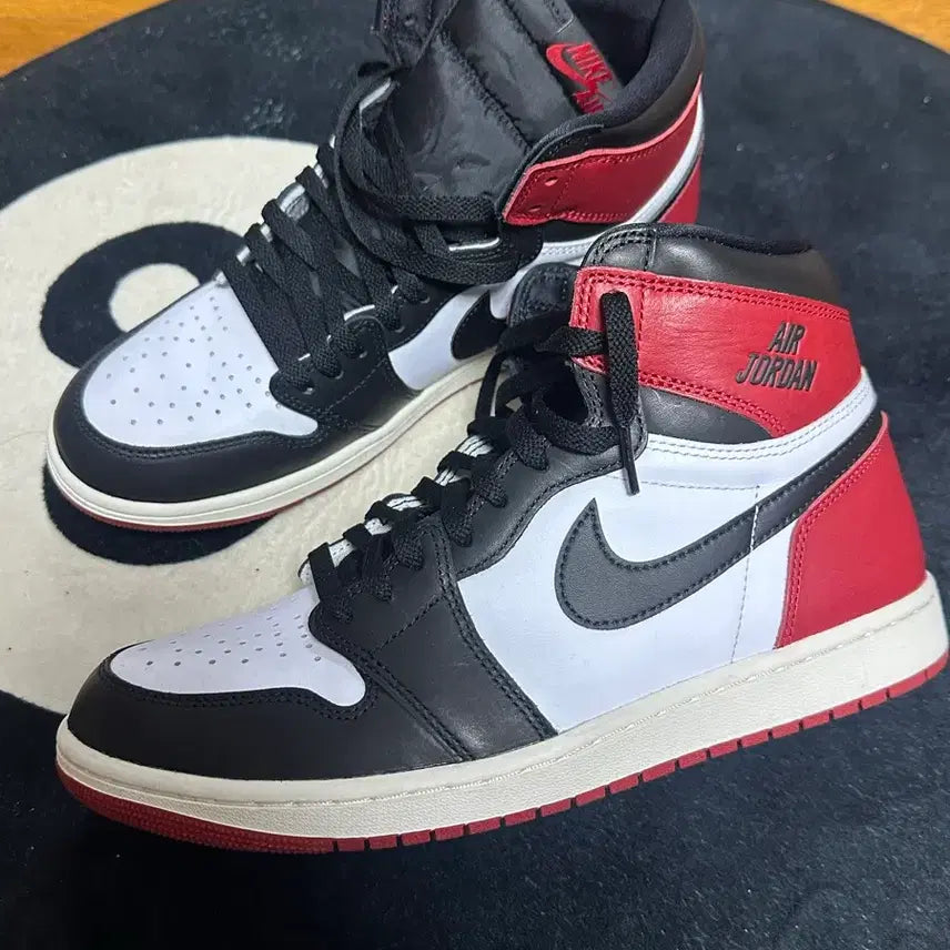[BUNJANG] Air Jordan 1 Black Toe / 조던 1 블랙토 285 판매합니다