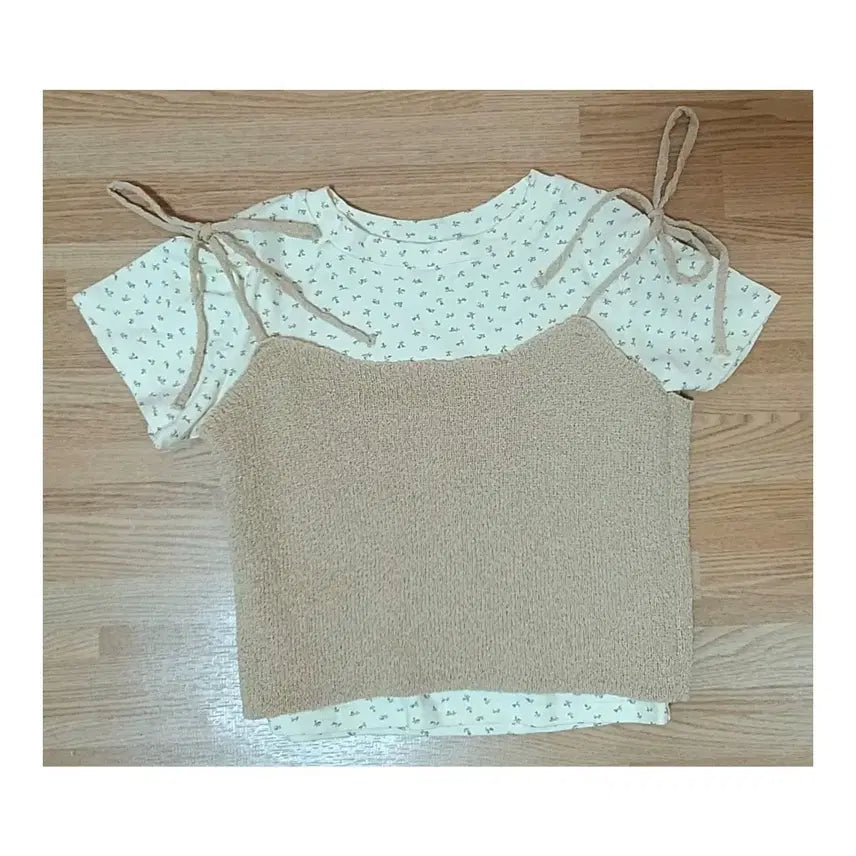 [BUNJANG] Beige Bustier + Cropped Floral Short-Sleeve T-Shirt Set (S-M Size) / 베이지색 뷔스티에 + 반크롭 꽃무늬 반팔티 세트(S~M 사이즈)