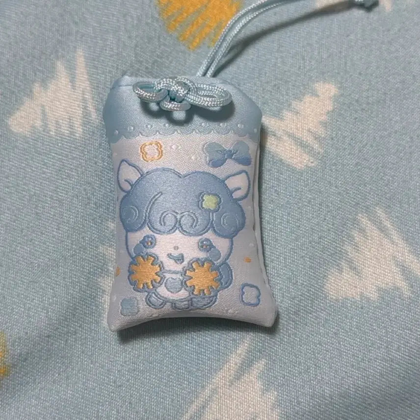 [BUNJANG] Hearts2Hearts (H2H) Carmen Jiwoo Yuha Stella Juun Ana Ian Yeon Omamori Charm / 하츠투하츠 하투하 팝업 오마모리 팔라벨라 양도