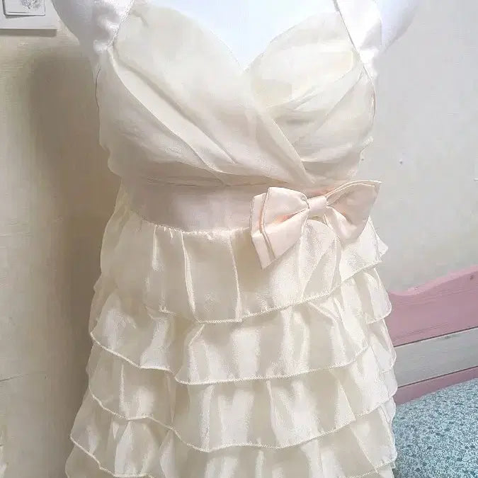 [BUNJANG] White Gyaru Dress Unused / 화이트 갸루 원피스 미사용