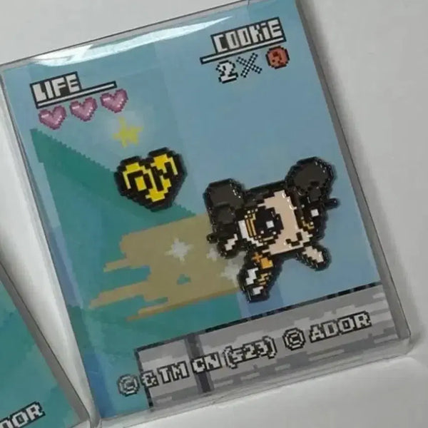 [BUNJANG] NewJeans Danielle Powerpuff Girls Pin Badge / 뉴진스 다니엘 파워퍼프걸 핀뱃지