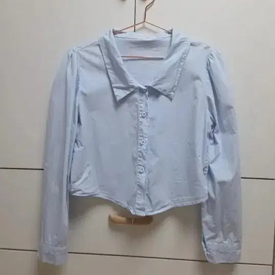 [BUNJANG] Light Blue Puff Sleeve Shirt with Frill Detail / 퍼프소매셔츠