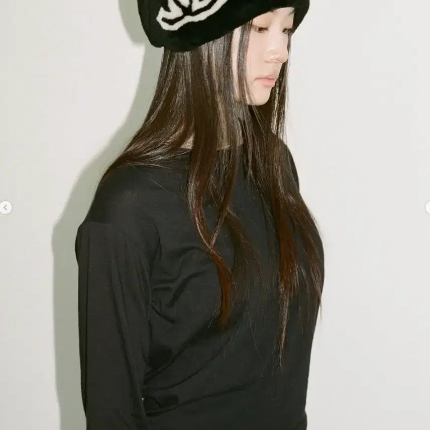[BUNJANG] Practical & Realistic Backhold Long Sleeve Black / 프랙티컬앤리얼리스틱 백홀드 롱슬리브 블랙