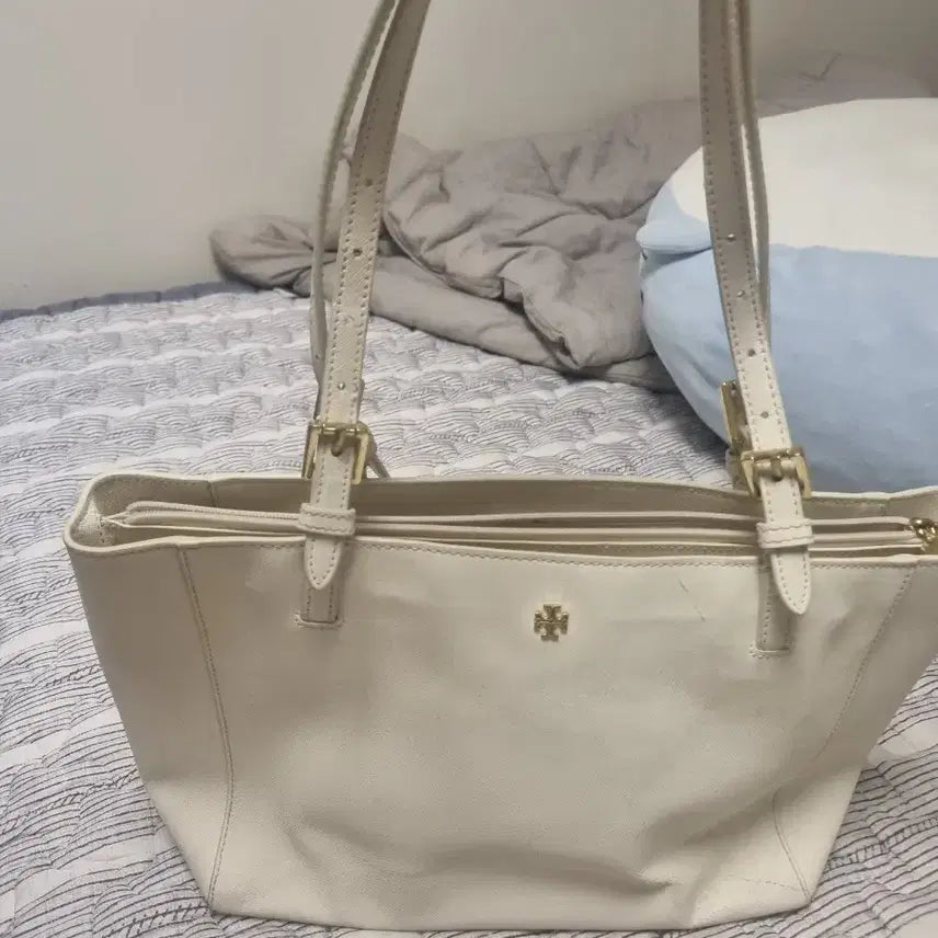 [BUNJANG] Tory Burch Tote Bag Ivory Leather / 토리버치 토트백 아이보리