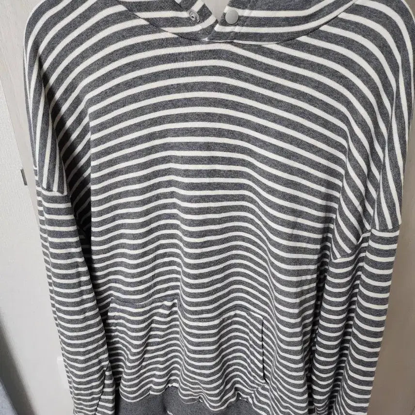[BUNJANG] Unisex Striped Hoodie / 남여공용 단가라 후드티