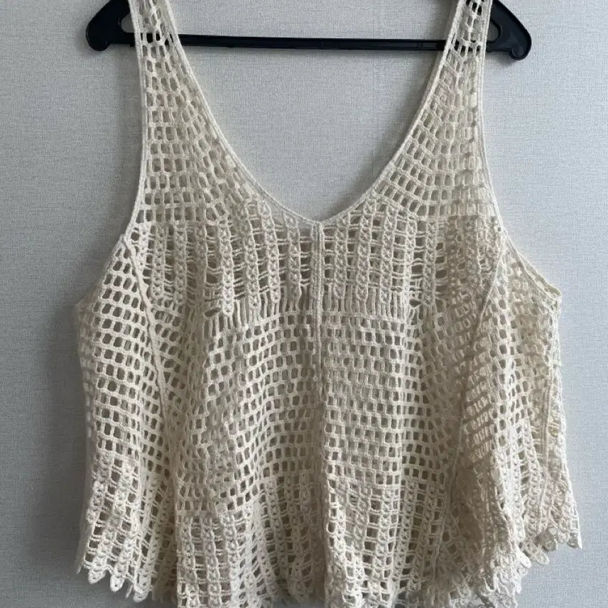 [BUNJANG] Crochet Knit Tank Top - Ivory / 크로셰 니트 나시 아이보리