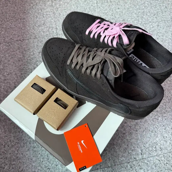 [BUNJANG] Nike x Travis Scott Jordan Velvet Dark Mocha / 나이키 스캇 조던 벨벳 다크 모카 280 팝니다
