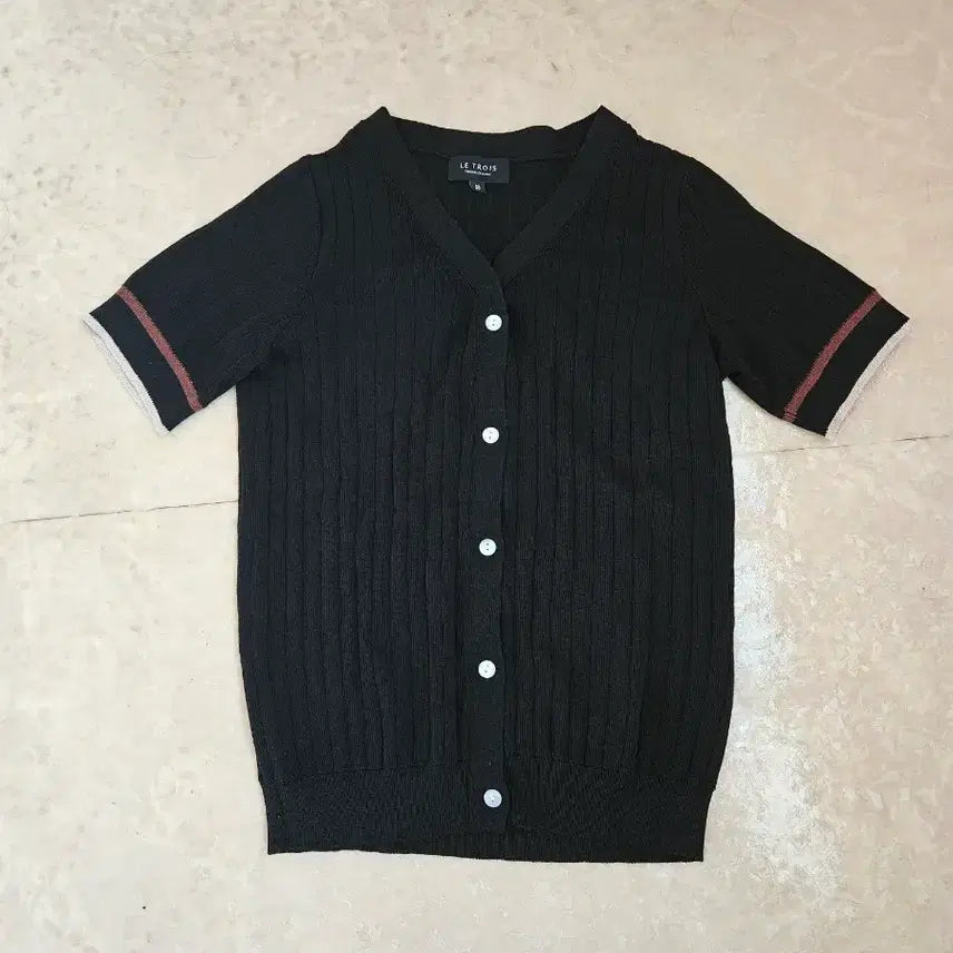 [BUNJANG] Black Short-Sleeve Cardigan / 찐블랙 반팔가디건 55