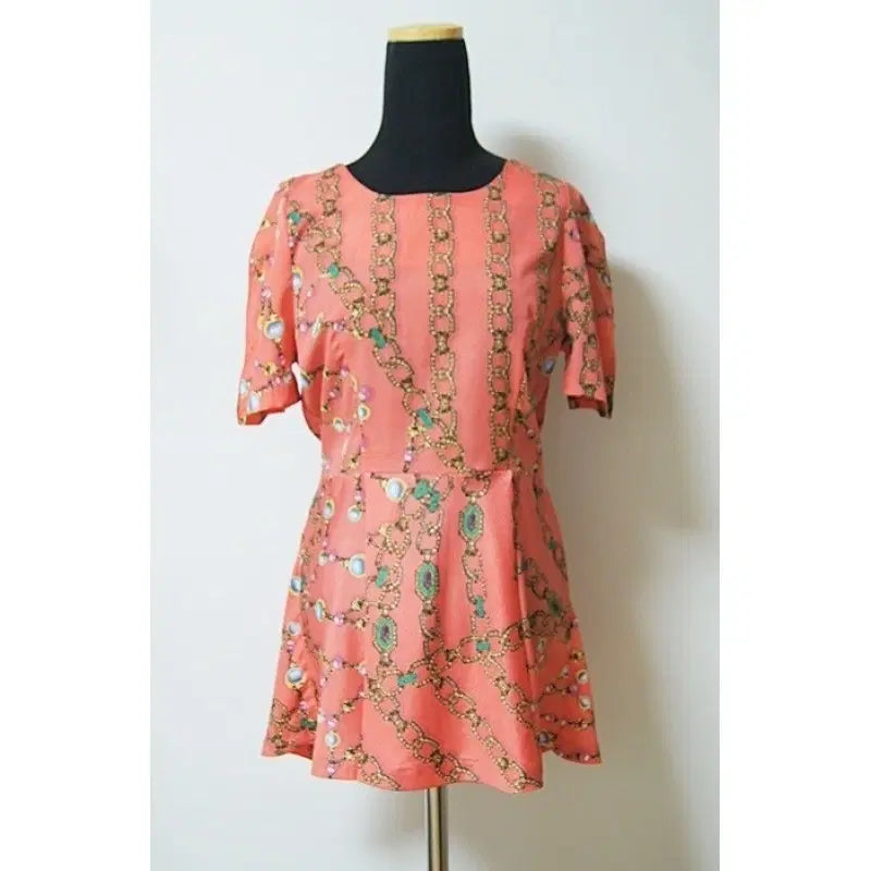 [BUNJANG] Slimline Pattern Blouse Coral / 슬림라인 패턴 블라우스/코랄