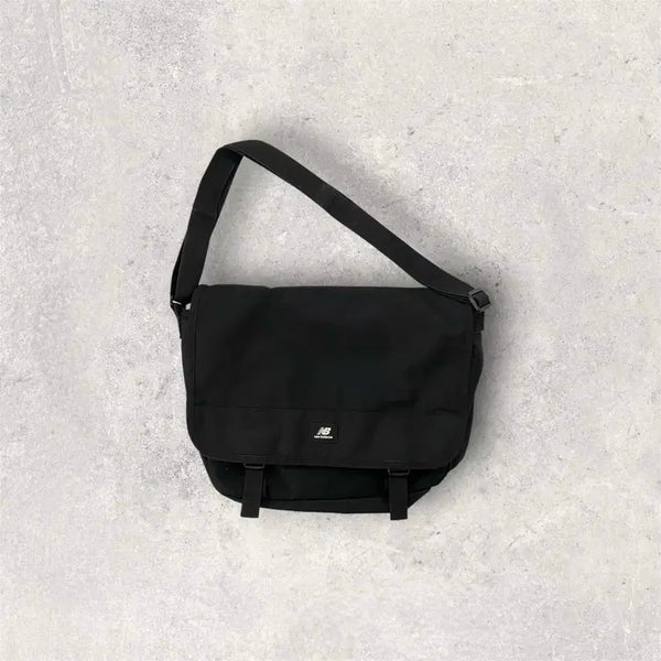 [BUNJANG] New Balance Messenger Bag Black / 뉴발란스 메신저백 블랙 (B335)