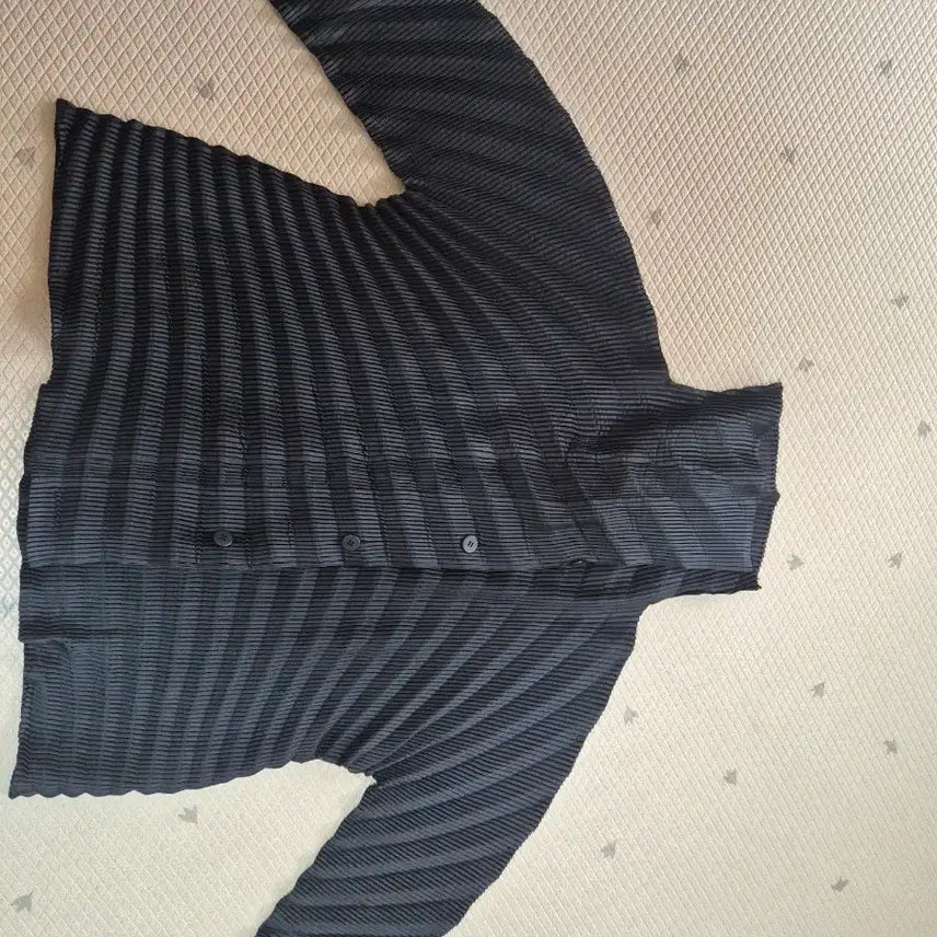 [BUNJANG] Issey Miyake Pleats Please Cardigan / 이세이미야케 플리츠 플리즈 가디건