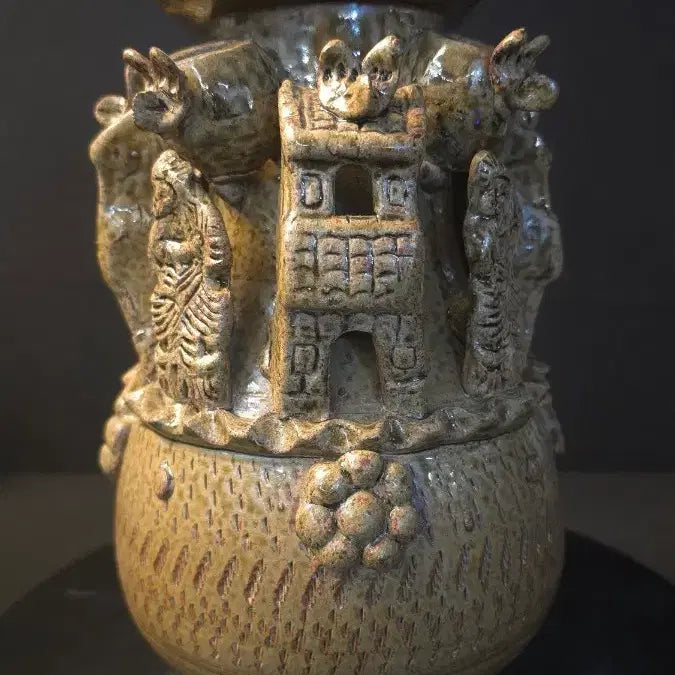 [BUNJANG] Chinese Ancient Tomb Goods: Pavilion, Figures, and Animals Motif Ceramic / 260624-3 회유 누각인물문 명기호
