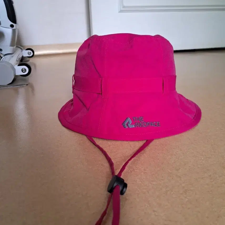 [BUNJANG] The Red Face Bucket Hat Pink / 더레드페이스 벙거지 모자 핑크