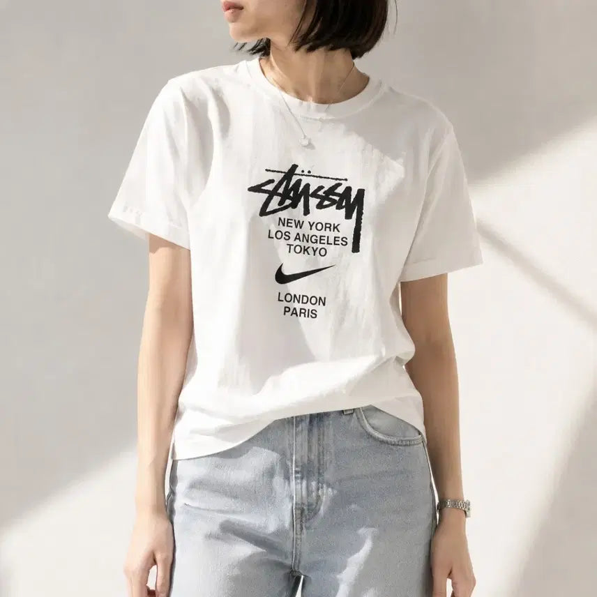 [BUNJANG] Stüssy x Nike World Tour Graphic T-Shirt White / 스투시 X 나이키 월드투어 반팔 티셔츠 화이트 S