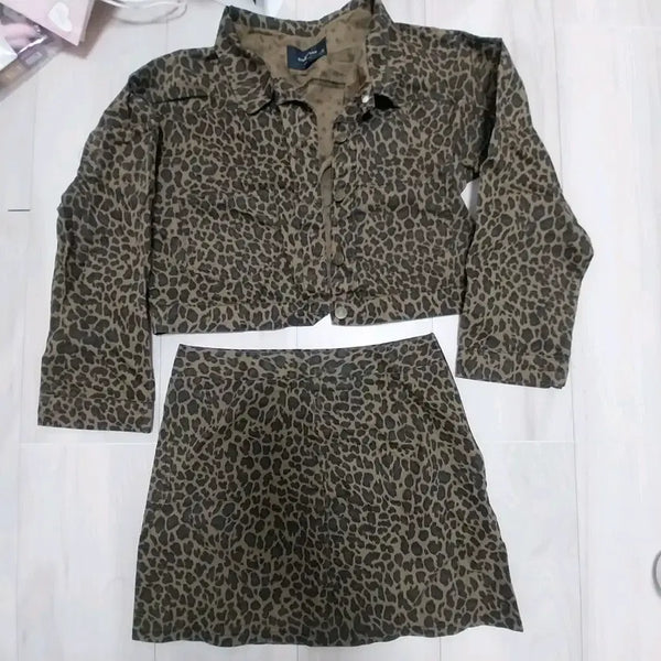 [BUNJANG] Leopard Print Crop Set-up / 갸루 스타일 레오파드 크롭 셋업