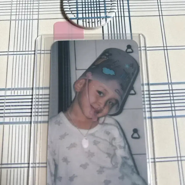 [BUNJANG] LUCY The Hyundai Popup Island Express Photocards / 루시 더현대 팝업 아일랜드익스프레스 포카