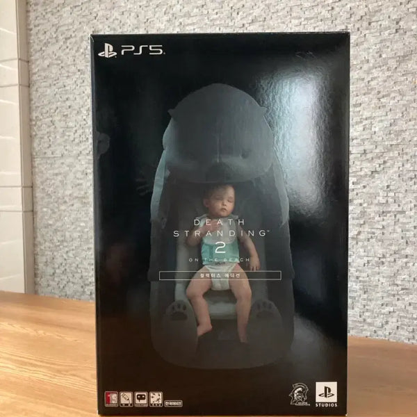 [BUNJANG] PlayStation 5 Death Stranding 2 Collector's Edition Magellan Figure / PS5 데스 스트랜딩 2 컬렉터즈 마젤란맨 피규어 판매합니다