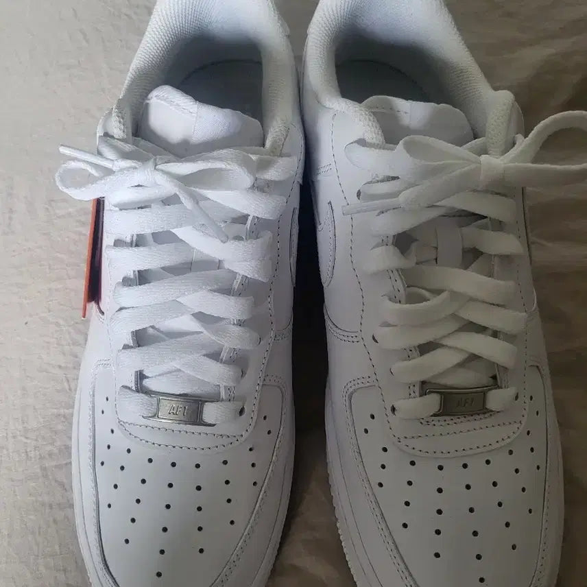[BUNJANG] Nike Air Force 1 '07 All-White Sneakers / 나이키 에어포스
