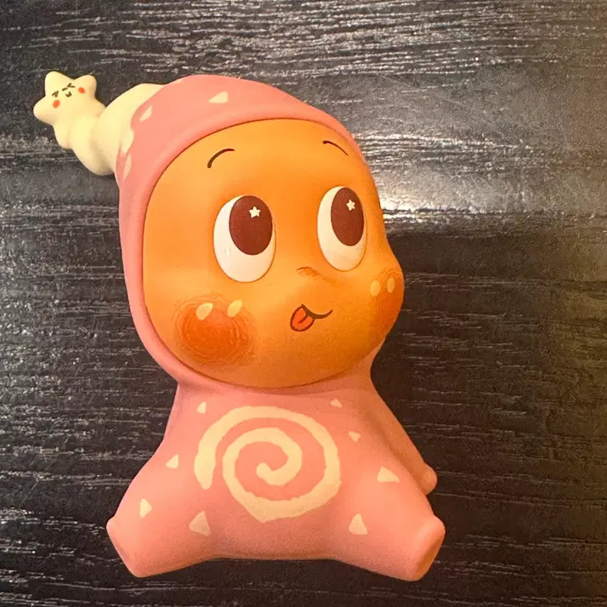[BUNJANG] Pop Mart Twinkle Blueberry Bread Figure / 팝마트 트윙클