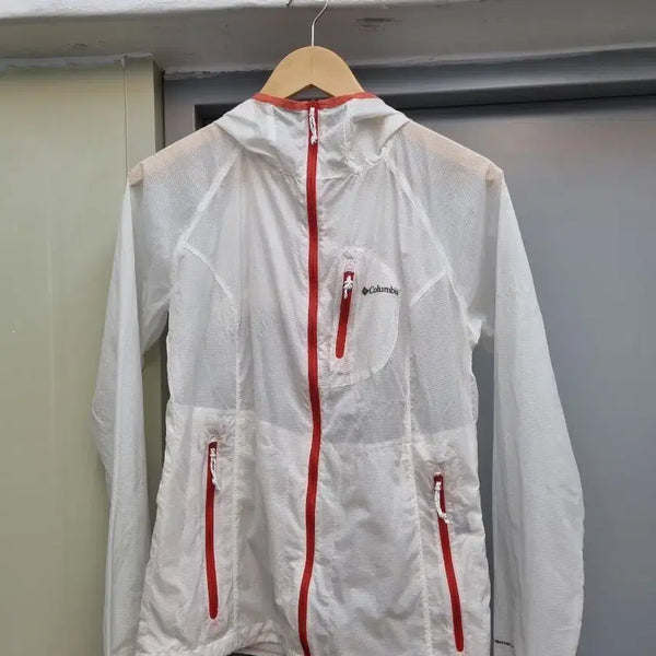 [BUNJANG] Columbia Summer Windbreaker Jacket Size S (90) / 콜롬비아 여름 바람막이 S 90