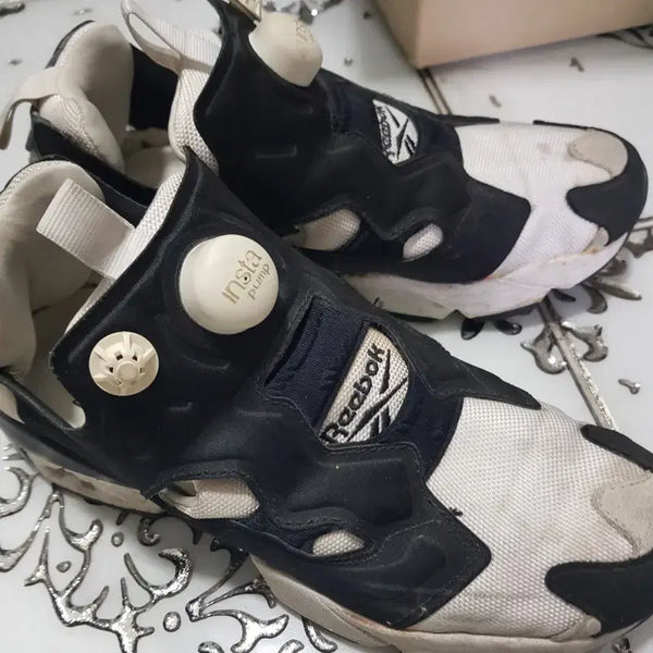 [BUNJANG] Reebok Instapump Fury OG "Oreo" Grey/White US 7 / 리복 인스타 펌프 퓨리 검흰 까치 흰회 그레이 240