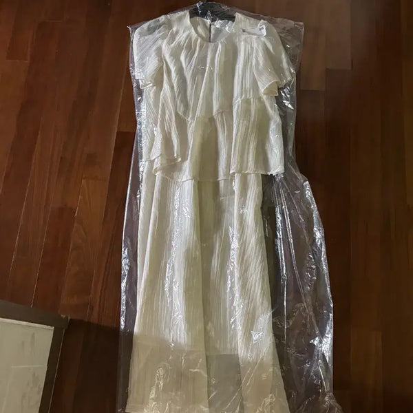[BUNJANG] Attirance Round Neck Short Sleeve Flare Long Dress / 아뜨랑스 라운드넥반팔플레어 롱원피스