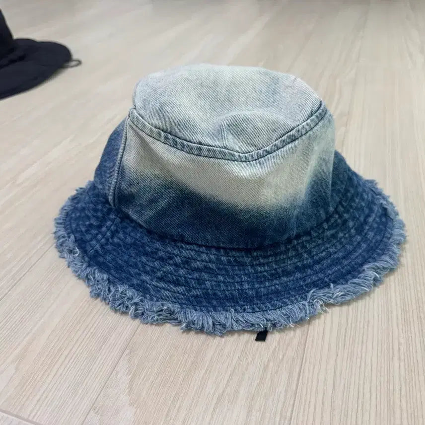 [BUNJANG] Zara Bucket Hat (New) / 자라 버킷햇 (새상품)