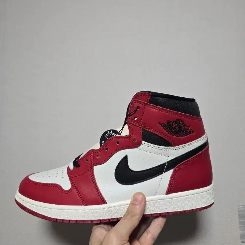 [BUNJANG] Air Jordan 1 High Chicago 2022 (US 10) No Crack / (280) 조던1 하이 시카고 2022 노크랙