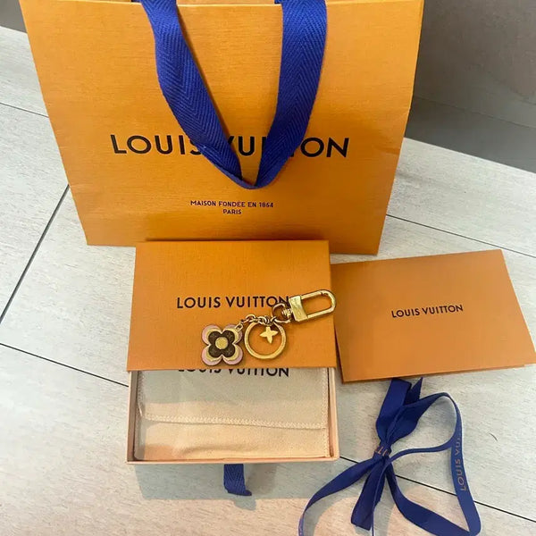 [BUNJANG] Louis Vuitton Blooming Flower BB Keyring / 루이비통 BB 키링