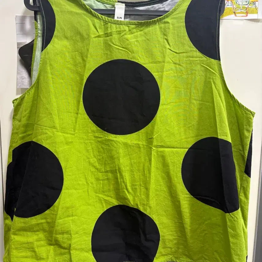 [BUNJANG] Sun 1982 Polka Dot Balloon Fit Sleeveless Top / Sun sun 1982 도트 벌룬핏 슬리브리스