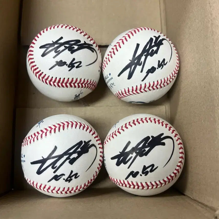 [BUNJANG] Lotte Giants Noh Jin-hyuk Signed KBO Official Baseball Bundle / 롯데자이언츠 노진혁 KBO공인구 친필싸인볼