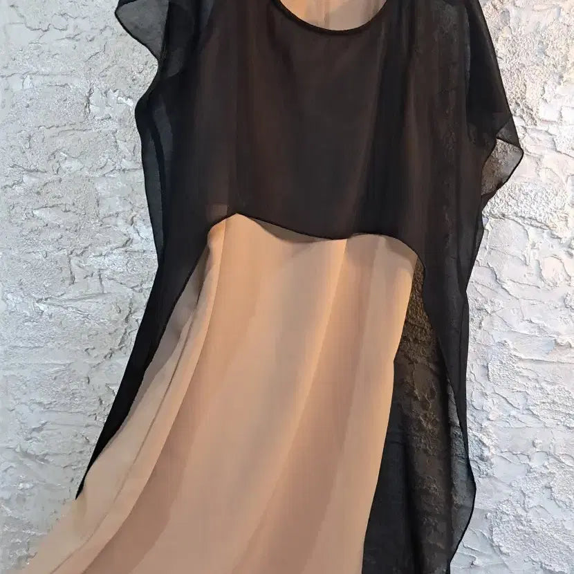 [BUNJANG] Women's Ruffled Layered Midi Dress (Size 8) / 명품옷 프릴셔링 레이어드원피스(로스제품)