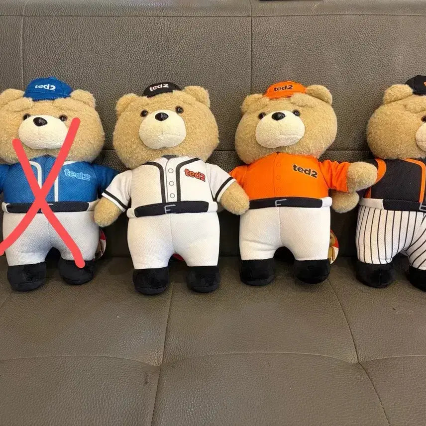 [BUNJANG] Ted 2 Baseball Doll / 테드2 야구인형