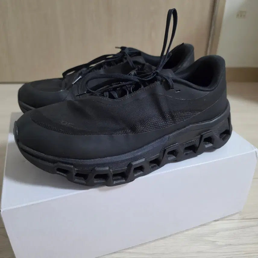 [BUNJANG] On Running x PAF Cloudmonster 2 Black Magnet Men's 285 / [285 풀박스] 온러닝xPAF파프 클라우드몬스터2 블랙 #280290