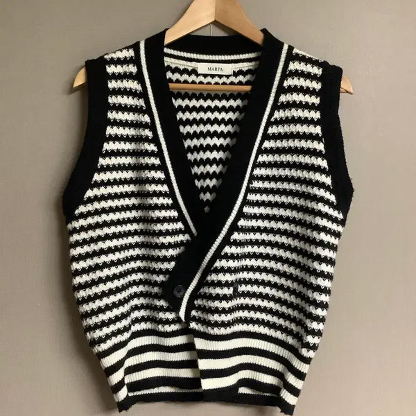 [BUNJANG] Black White Stripe Knit Vest / 니트 베스트 블랙 화이트 스트라이프 조끼